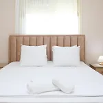 Anemone Apartment